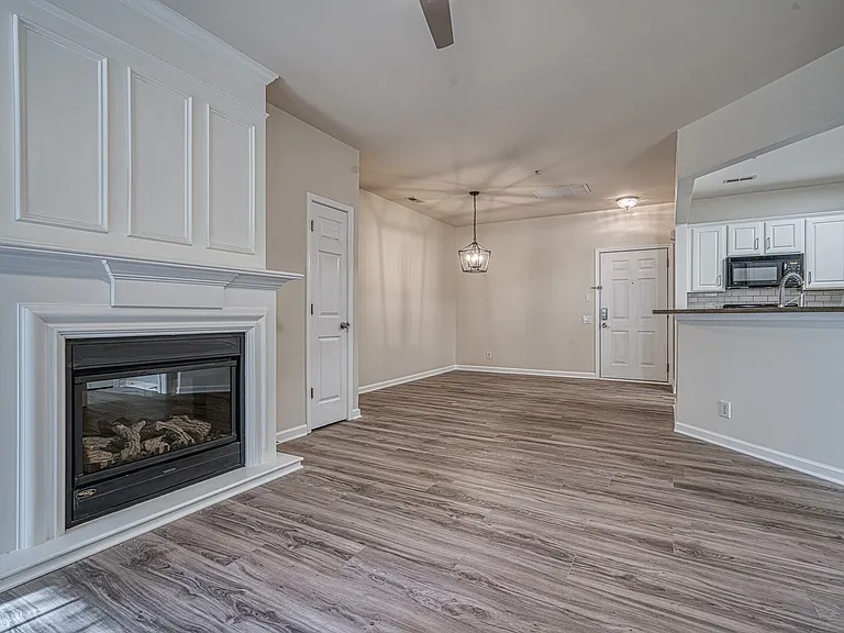 3246 Margellina Dr — Photo 48