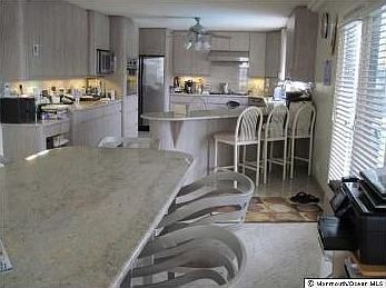 4th image of 55 Aldo Ct