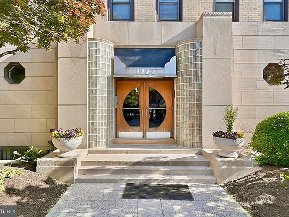 2nd image of 1727 R St NW APT 203