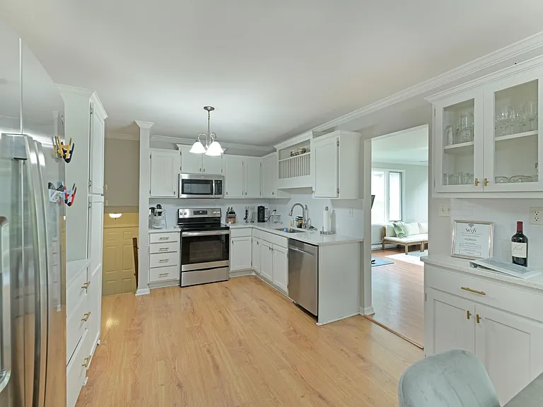 5616 Shade Tree Ln — Photo 7