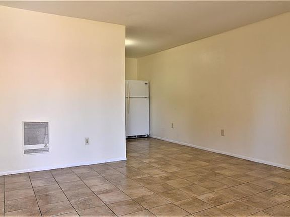 2nd image of 3104 W Varn Ave APT B