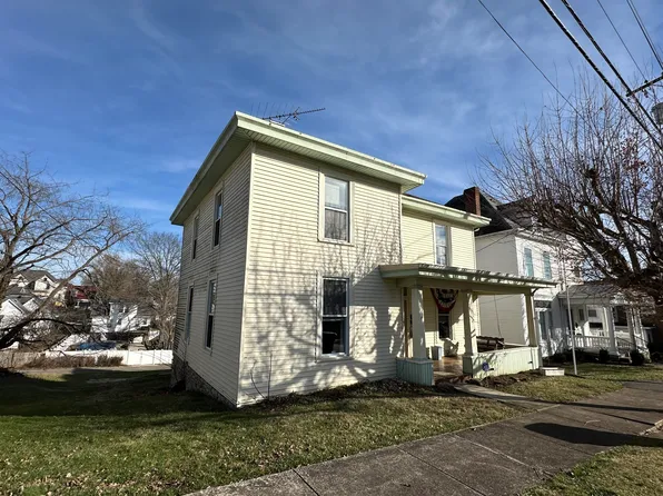 319 Sycamore St, Carlisle, KY 40311