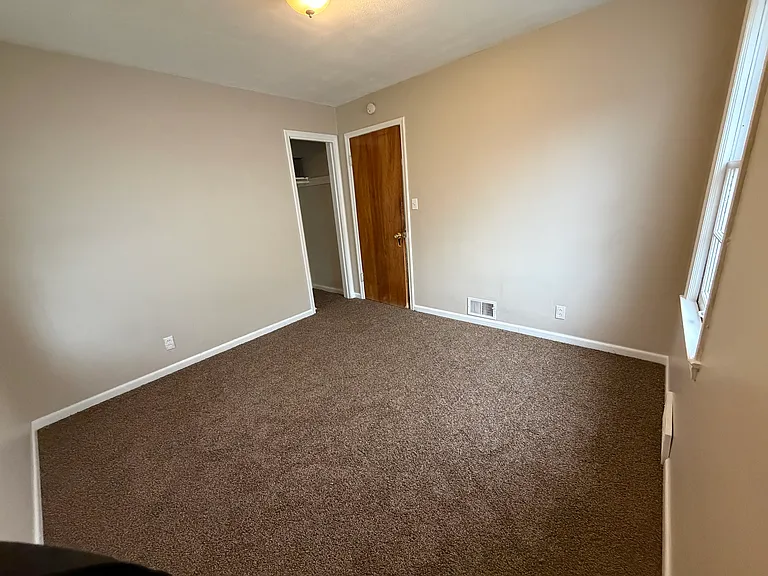 1260 Lavender Ave — Photo 9