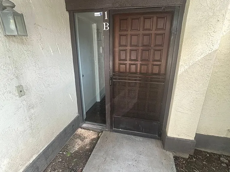 3501 Bernard St #1B — Photo 6
