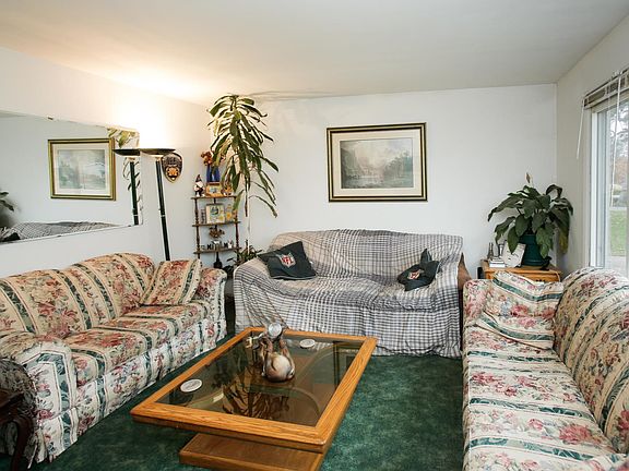 158 dundee drive-104