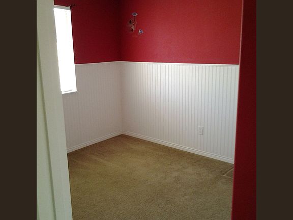 3rd image of 736 N Blackhorse Loop
