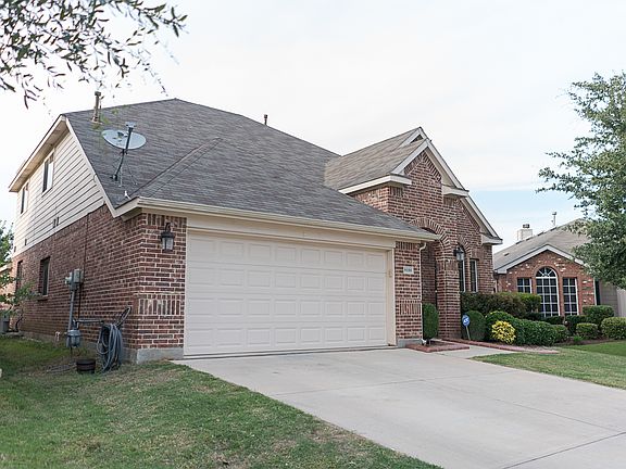 3rd image of 9100 Brook Hill Ln