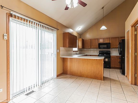 5th image of 1919 Sunshine Ct