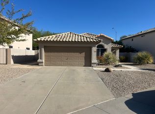 7358 W Hill Ln, Glendale, AZ 85310