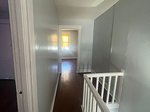 2nd image of 7 Hollywood Ave