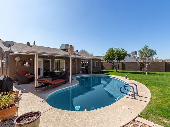 2nd image of 2520 E Corrine Dr