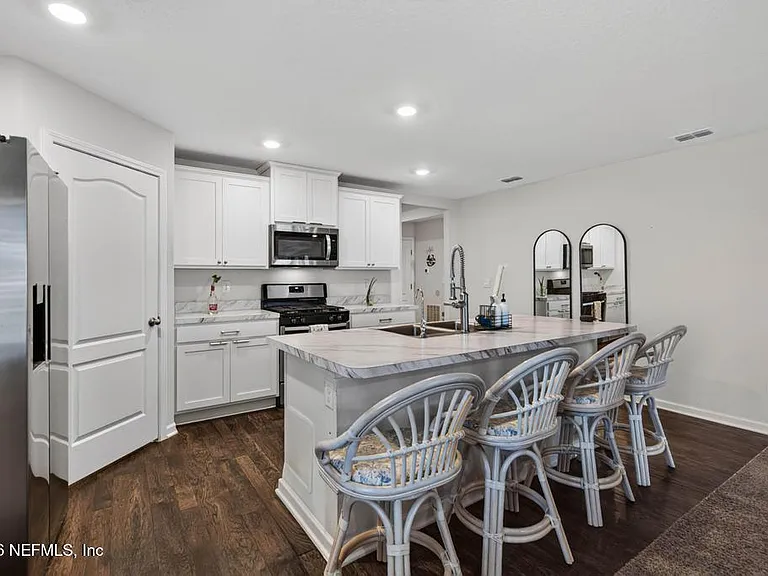 14 Jarama Cir — Photo 23