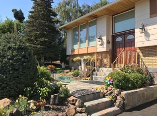 211 W Goodlander Rd, Selah, WA 98942