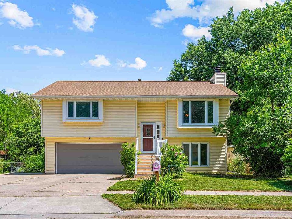1st image of 1156 Briar Dr