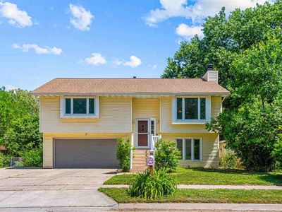 1156 Briar Dr, Iowa City, IA, 52240