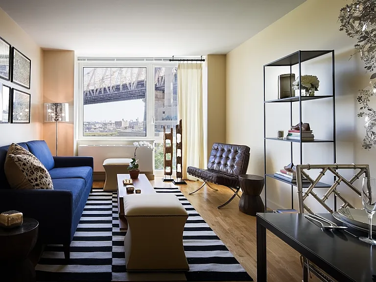 405 Main St #5J — Photo 3