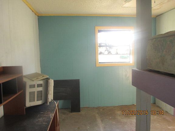 3rd image of 1301 Amburgey Ave