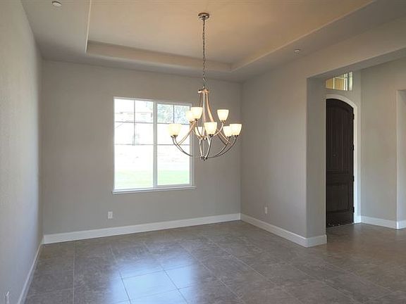 4th image of 921 Candlewood Dr