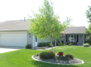 1166 Fairway Ave NW, Hutchinson, MN 55350