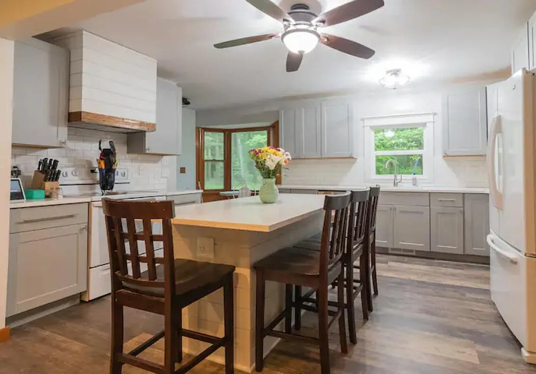 434 Benson Rd — Photo 4