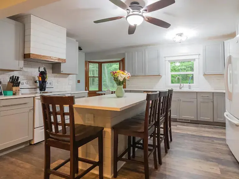 434 Benson Rd — Photo 4