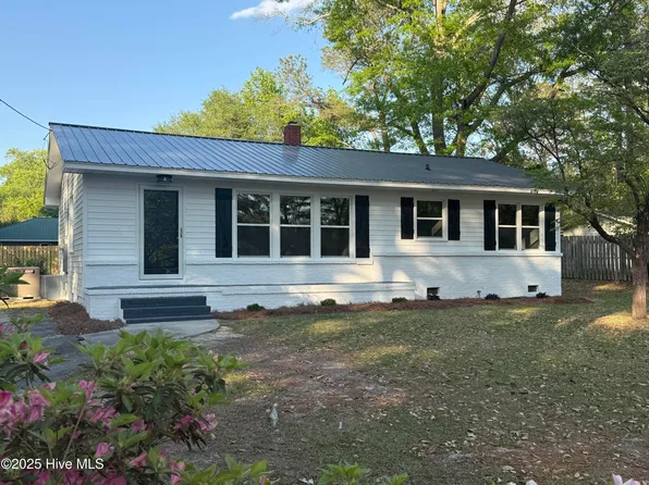 1605 Birch Street, Rockingham, NC 28379