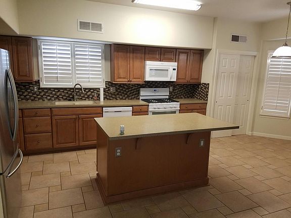 2nd image of 12456 Tierra Sauz Dr