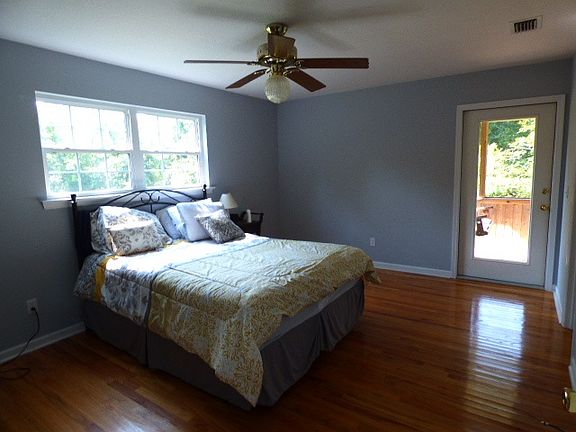 4th image of 57 Swirl Ln