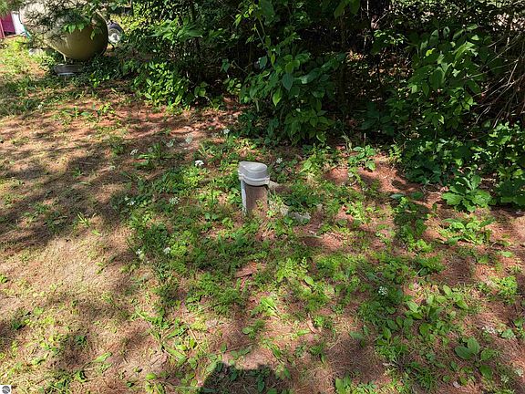2nd image of 5722 Cranberry Lake Rd