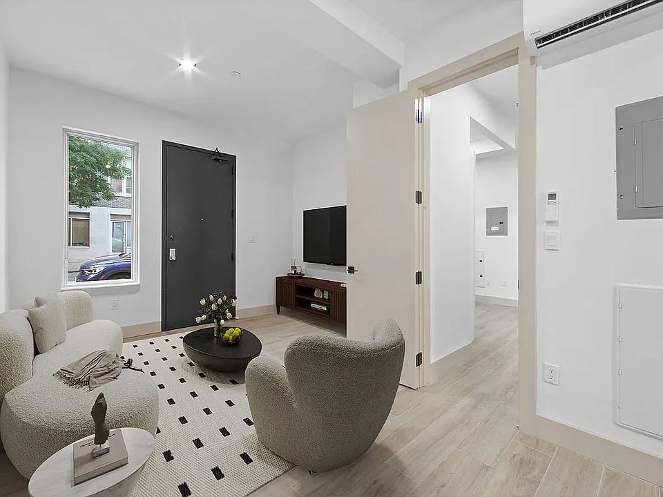 1st image of 110 Meserole St #9