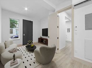 110 Meserole St #9, Brooklyn, NY 11206