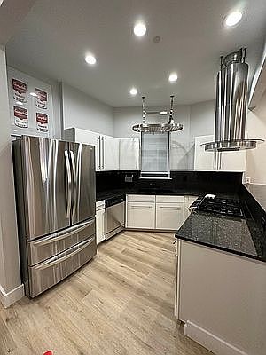 4th image of 366 Saint Nicholas Ave APT 1