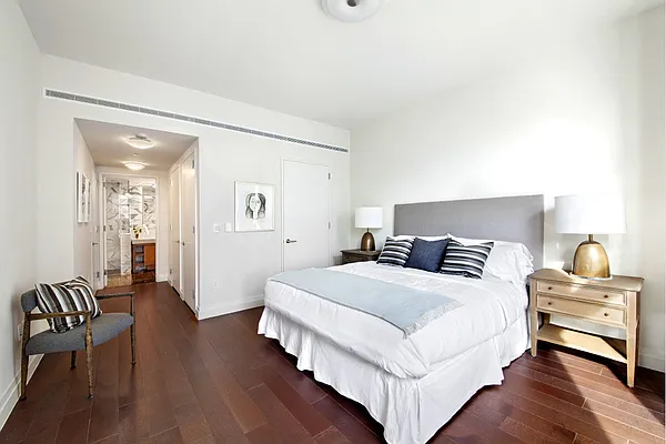 Sold by Stribling | media 22