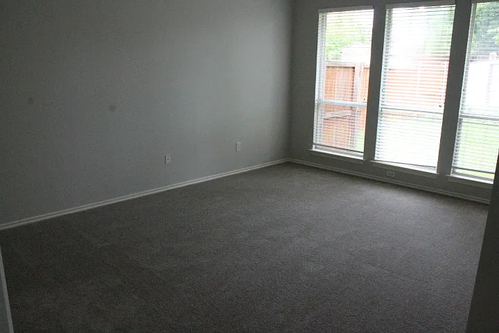 3623 Rodale Way — Photo 12