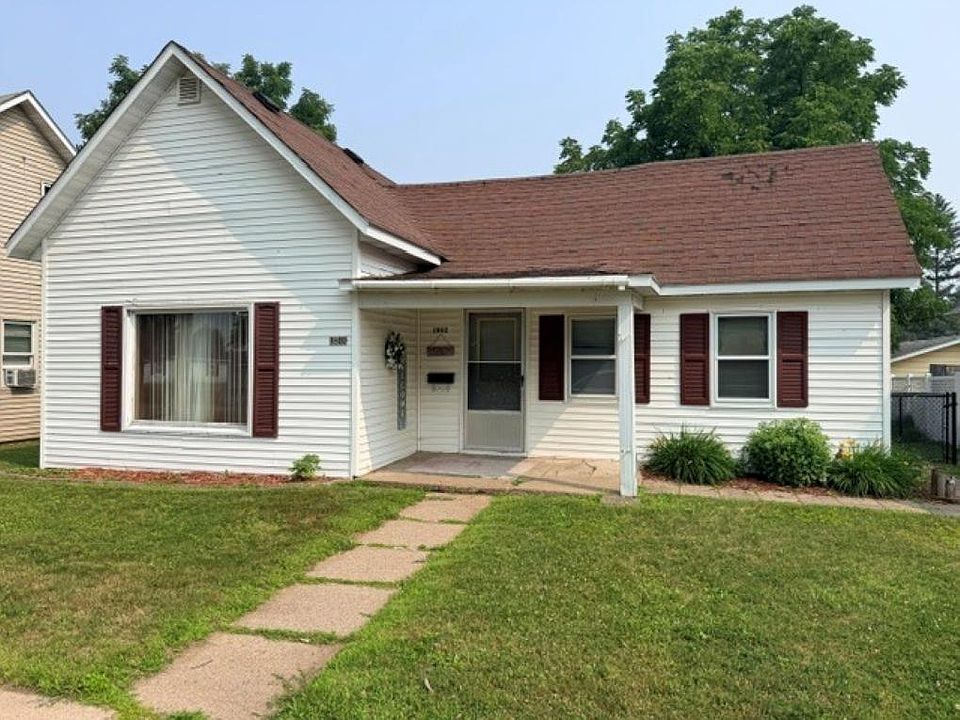 1st image of 1802 W 1st St