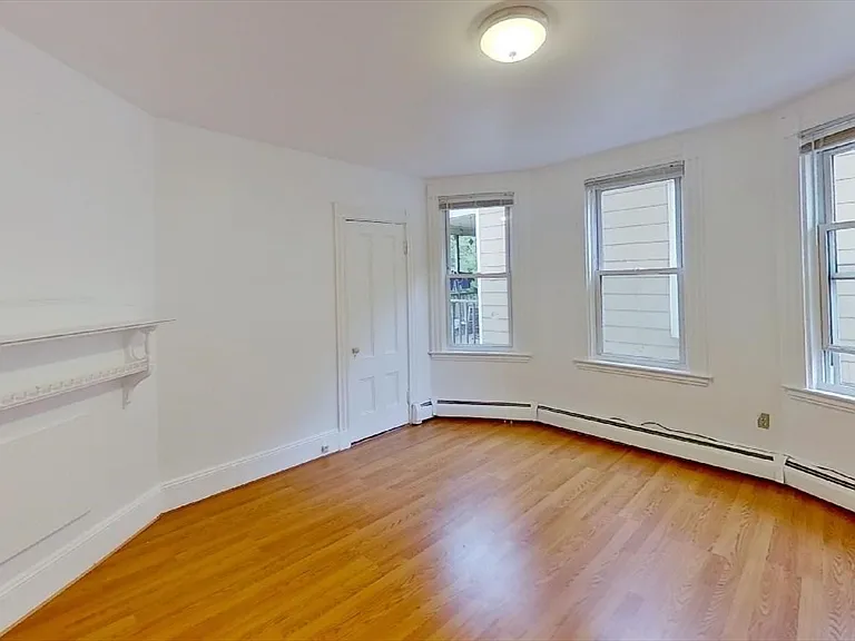 60 Calumet St #3 — Photo 5