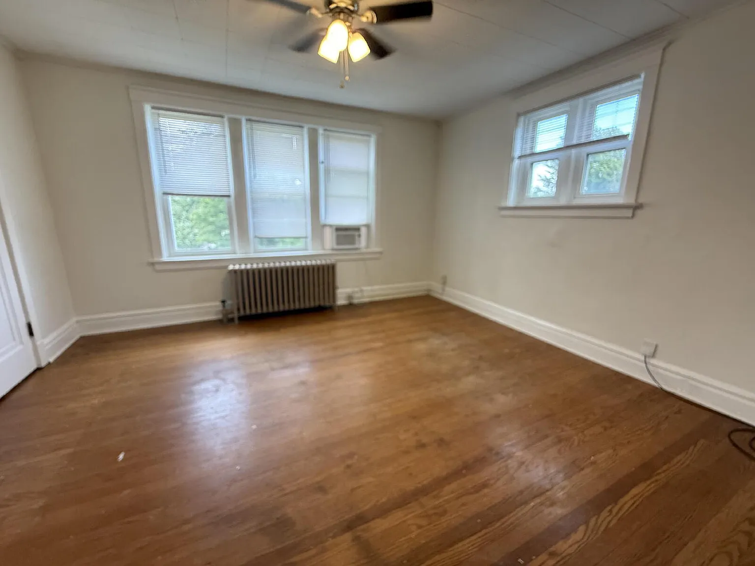 1 bed, 1.0 bath, $750 — Photo 3