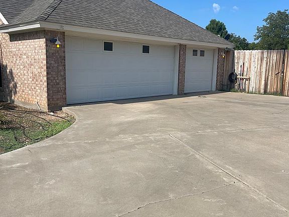 5th image of 1412 Doral Ct