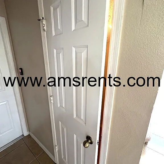 2404 Condado Ct — Photo 9