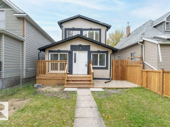 10712 103rd St NW, Edmonton, AB T5H 2V8