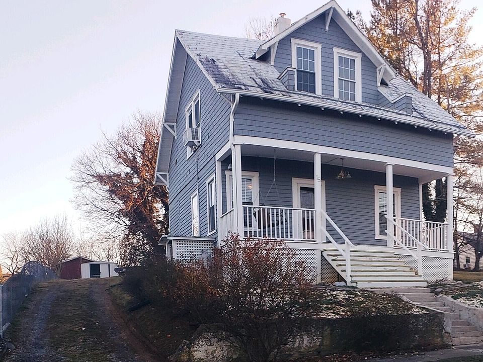 2nd image of 15 E Murray St