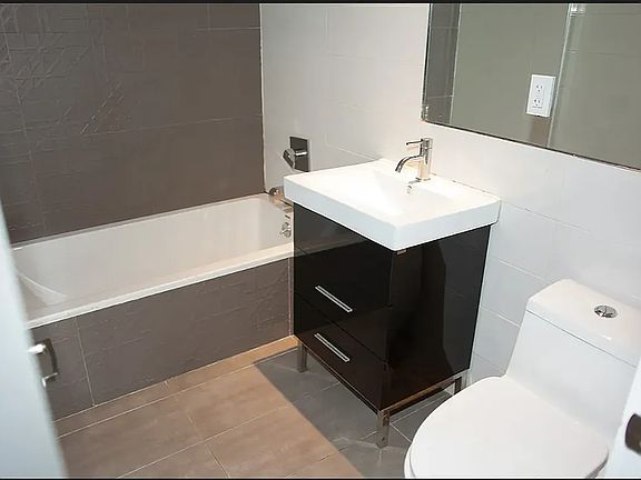 4th image of 125 Park Ave APT 3B