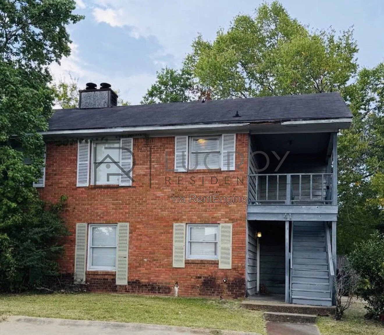 2 bed, $1,100 — Photo 1