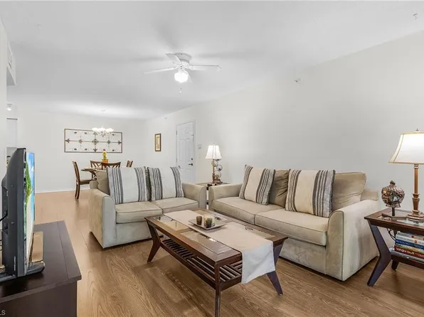 8920 Colonnades CT E #524, BONITA SPRINGS, FL 34135