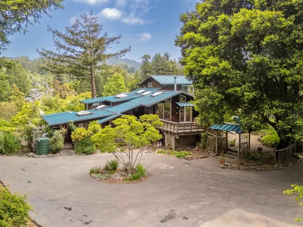 1050 Larsen Rd, Aptos, CA 95003