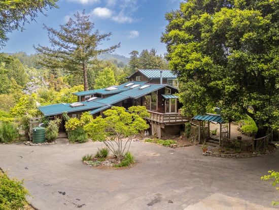 1050 Larsen Rd, Aptos, CA 95003