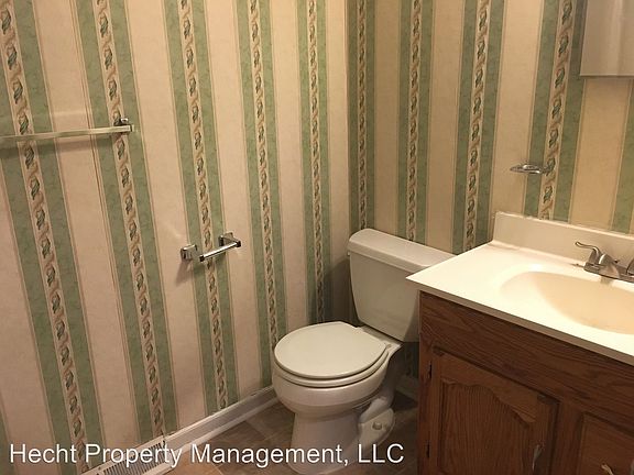 5th image of 657 Belfast Dr