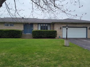 404 Dogwood St NW, Demotte, IN 46310