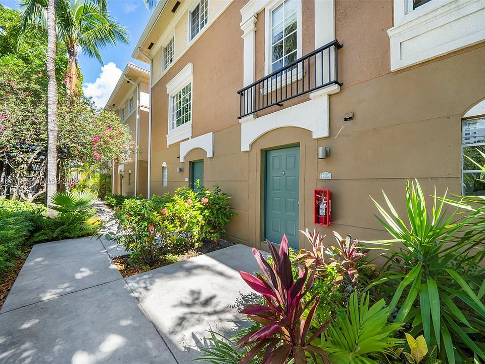 1st image of 2971 NE 185th St APT 1905
