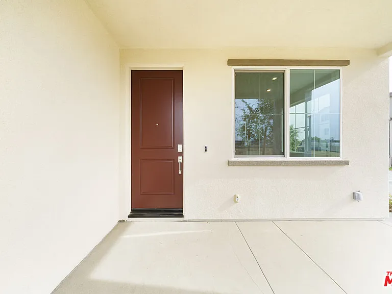 16151 Linden Ln #16151 — Photo 8